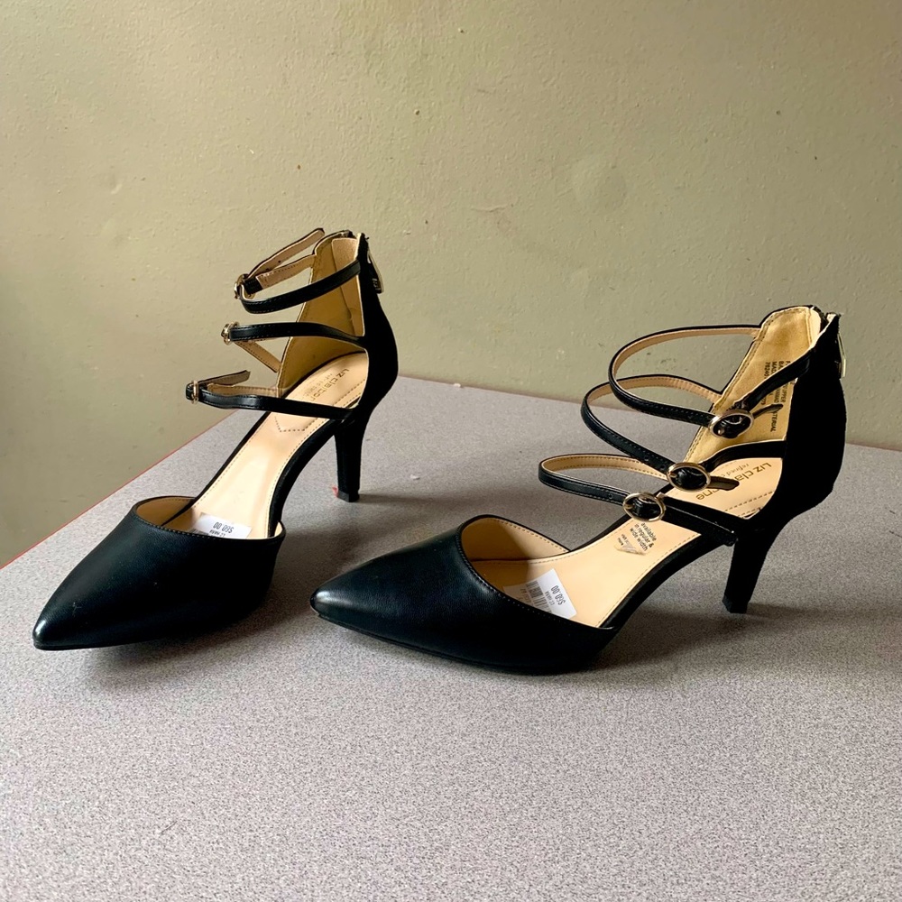 Brand new black shoe size 8 Liz Claiborne